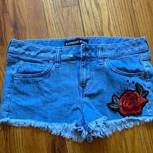 Express shorts